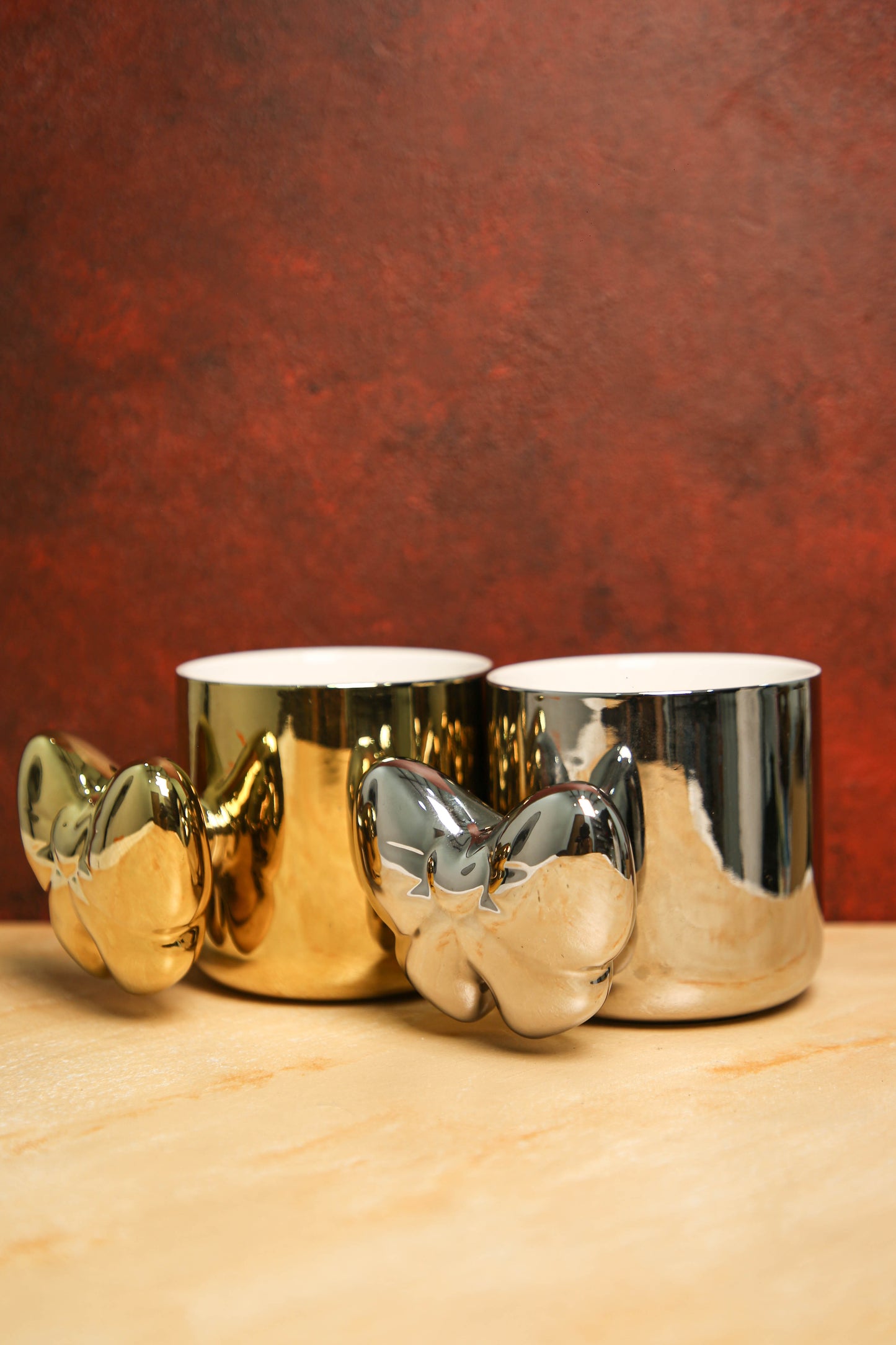 Luxe Chrome bow Mug