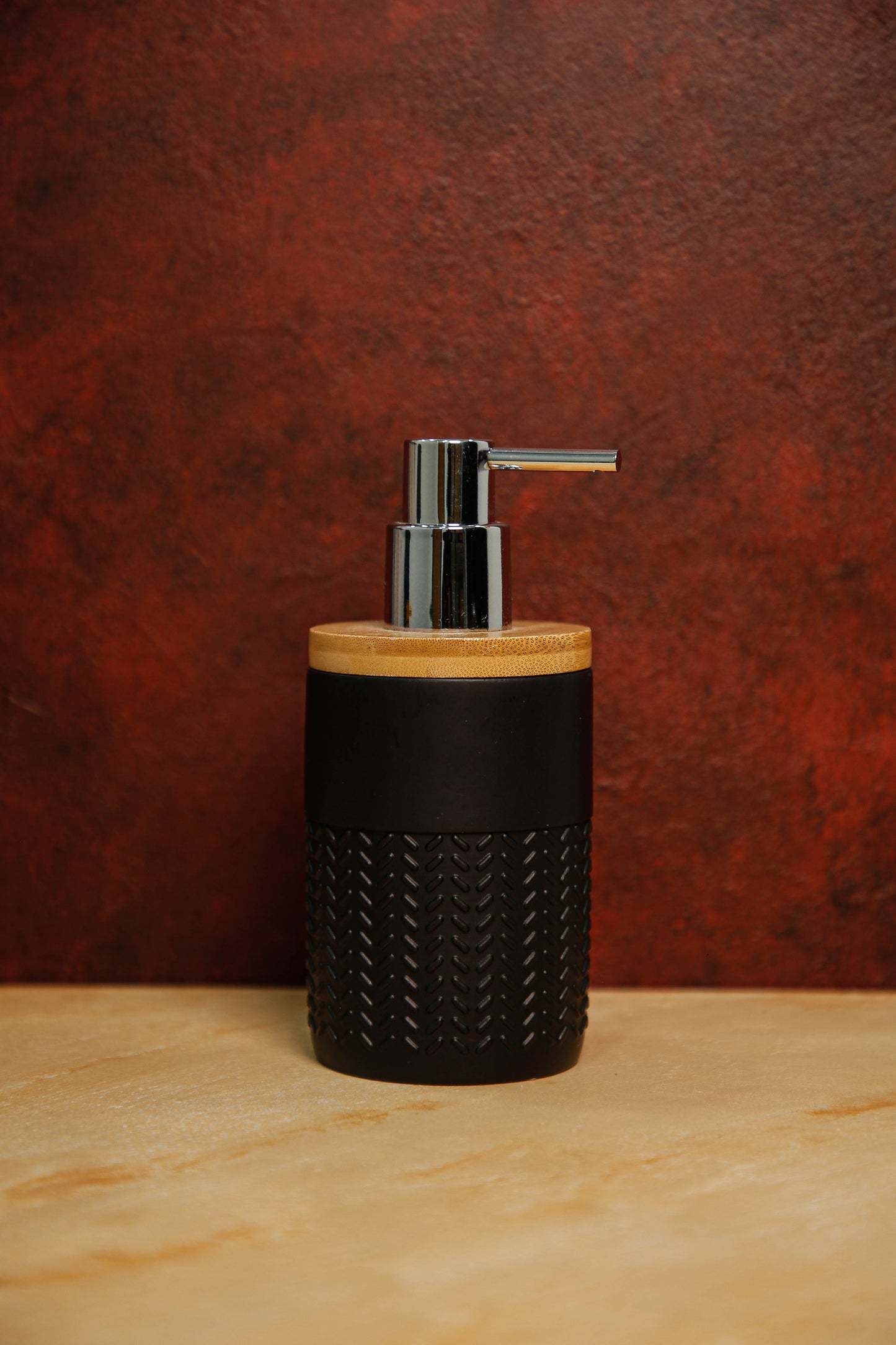Luxe soap dispenser