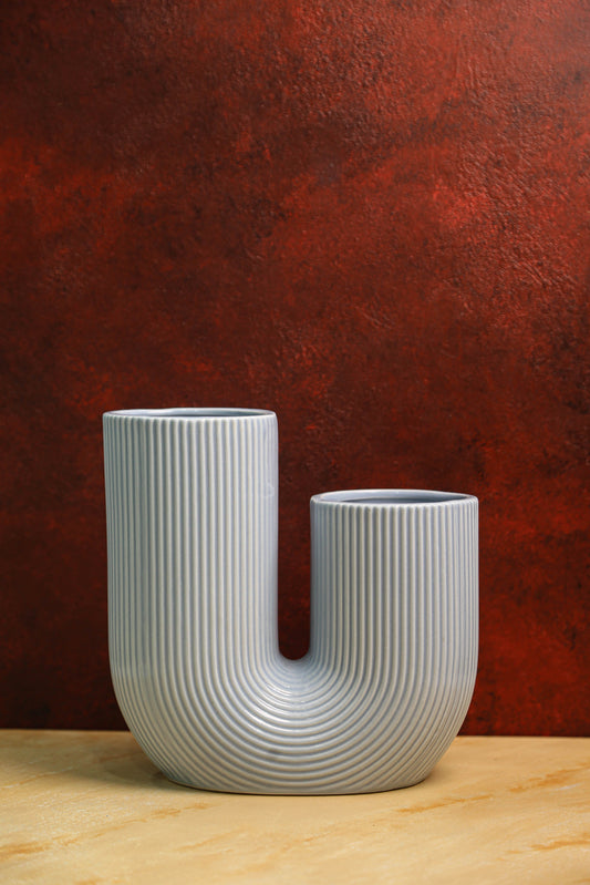 Urbane U-Curve Ceramic Vase - Vervok Collective